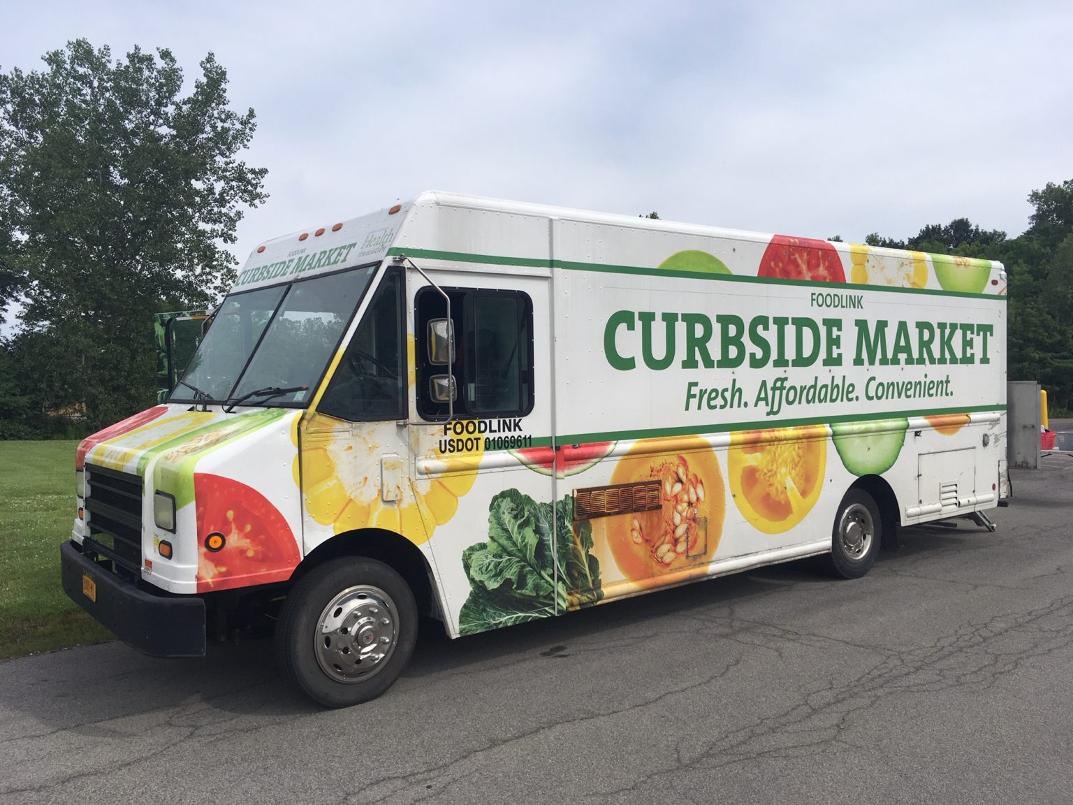 Foodlink Pioneers Public Health Unit on Wheels - Food Bank News